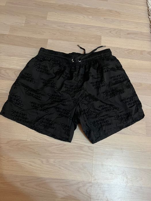 Къси шорти,бански