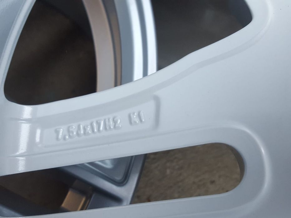 Jante 17 bmw seria 1 , 3 , 5 , x1 , x3 , 5x120 , 7.5j et35  borbet NOI