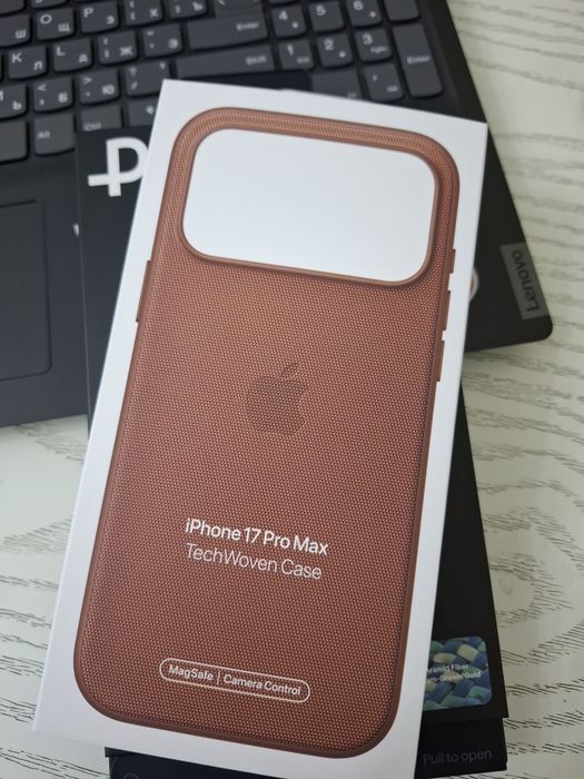 Чехлы для iphone 16 pro max и 17 pro max