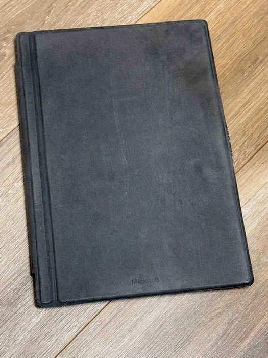 Microsoft Surface Pro 6 i5-8350U/8RAM/256SSD/UHD Graphics/QHD Touch