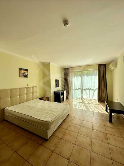 Продава се Едностаен апартамент в Свети Влас - 50 кв.м за 1100 €/кв.м - Снимка #2