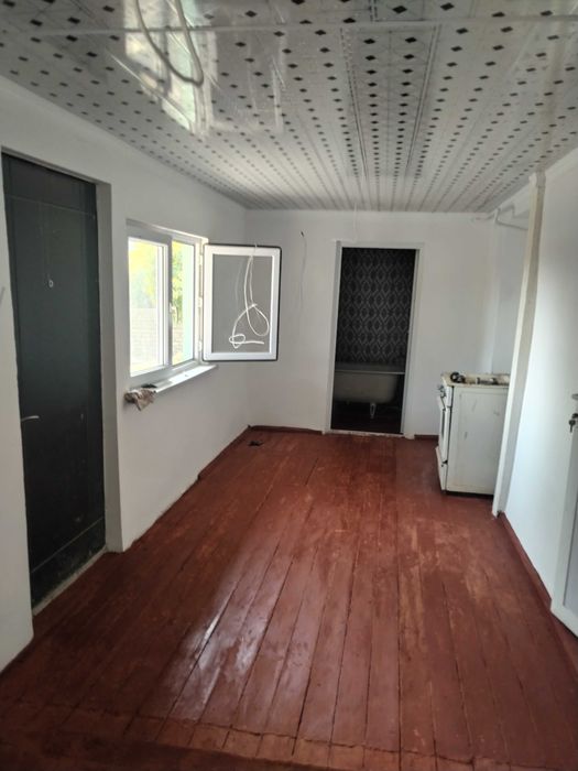 Hovli uy sotiladi,Olmaliq,GRE,3 hona,8 sotox