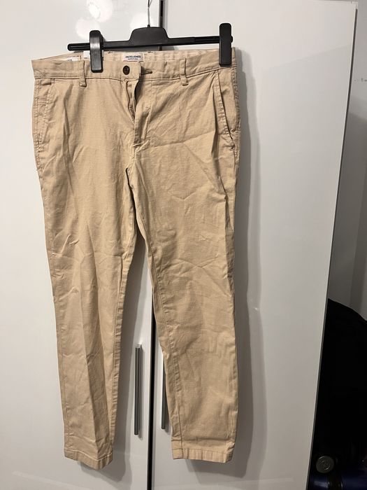 Pantaloni noi Jack & Jones