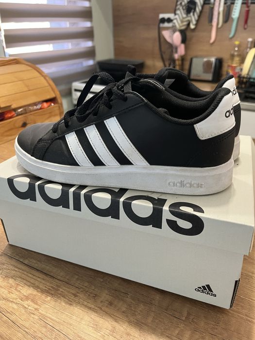 Кецове отлични Адидас