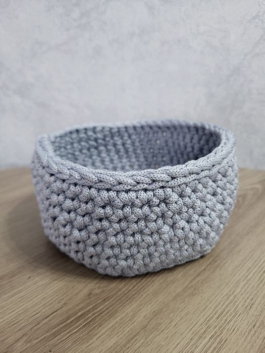 Вязаные корзинки