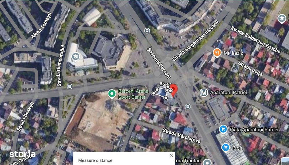 Teren cu autorizatie de construire la metrou Aparatorii Patriei