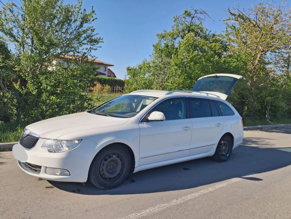 Vând Skoda Superb