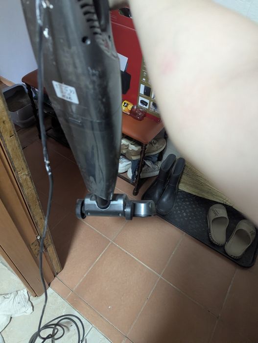 Продам пылесос как новый сросно