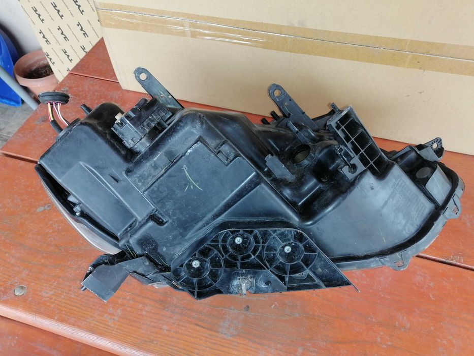 Ляв фар за Nissan X-trail T32