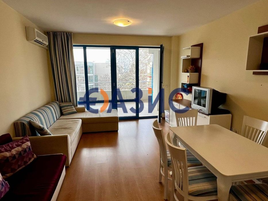 Продава се Двустаен апартамент в к.к. Слънчев бряг - 72 кв.м за 1209 €/кв.м - Снимка #8