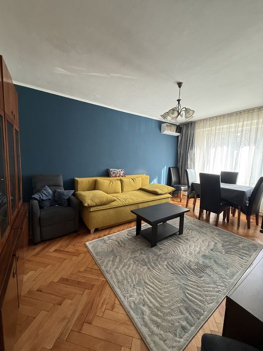 Apartament de inchiriat