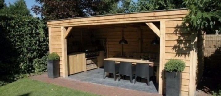 Vând foișoare din lemn