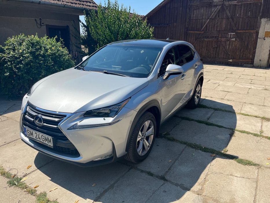 De vanzare Lexus NX 300h