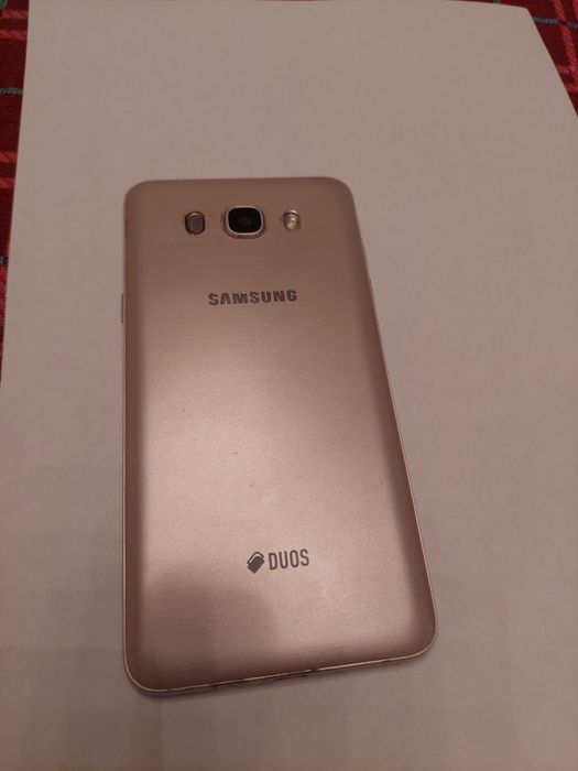 Самсунг Galaxy J7 2016