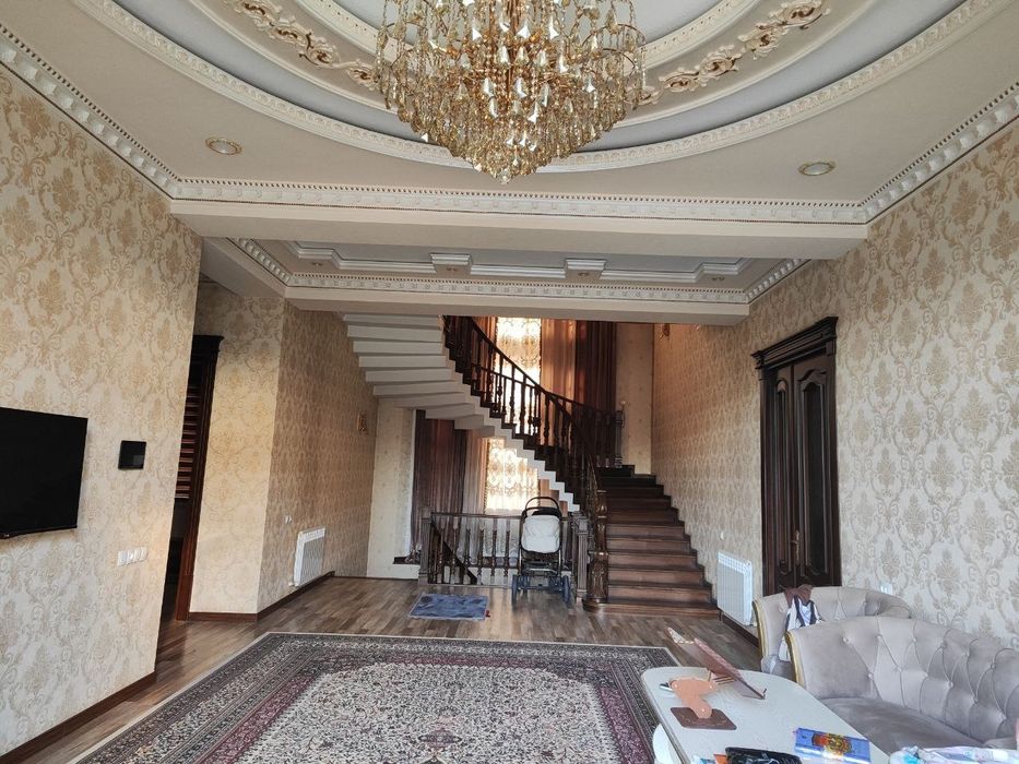 Охунбобоев 6 соток 8 хона