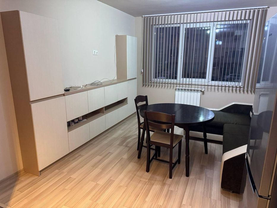 Дава се под наем Двустаен апартамент в София, Дружба 2 - 60 кв.м за 599 € - Снимка #1