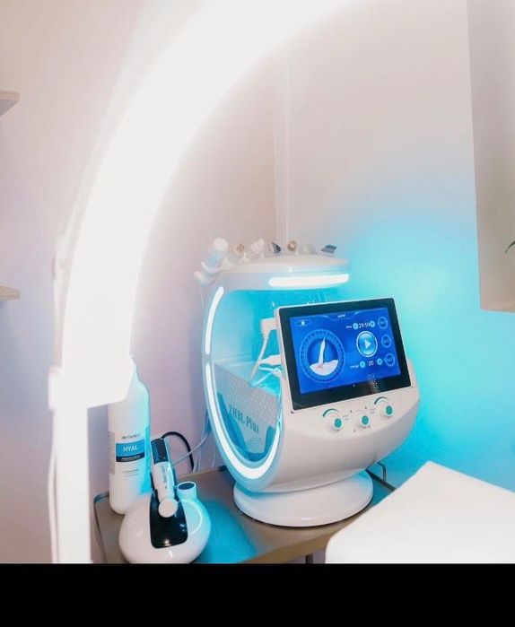 Combină cosmetică 7in 1 cu analiza inteligentă