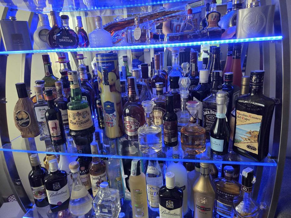 Bar modern pentru bauturi
