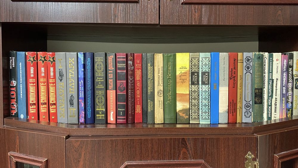 Срочно продается книги