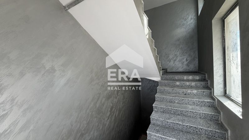 Продава се Двустаен апартамент в Варна, Кайсиева градина - 54 кв.м за 1575 €/кв.м - Снимка #5