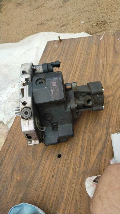 Продам топливный насос