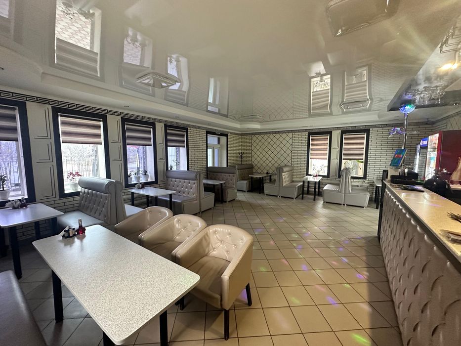 Продам кафе по адресу пр.Республики 148