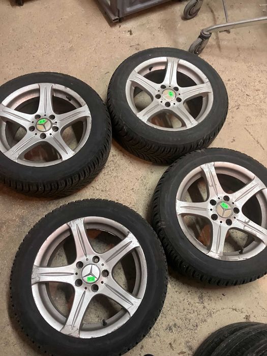 Мерцедес w203 5x112 16 цола Джанти с зимни гуми 205/55