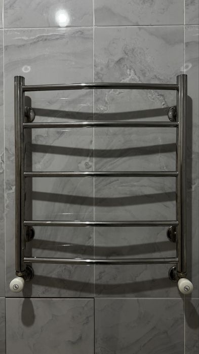 Полотенцесушитель в отличном состоянии