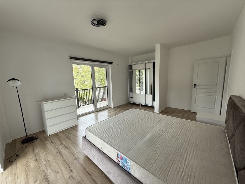 Inchiriez apartament 2 camere Bulevard