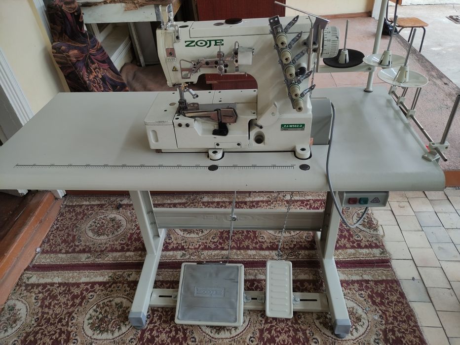 Zoje rashma tikuv mashinasi