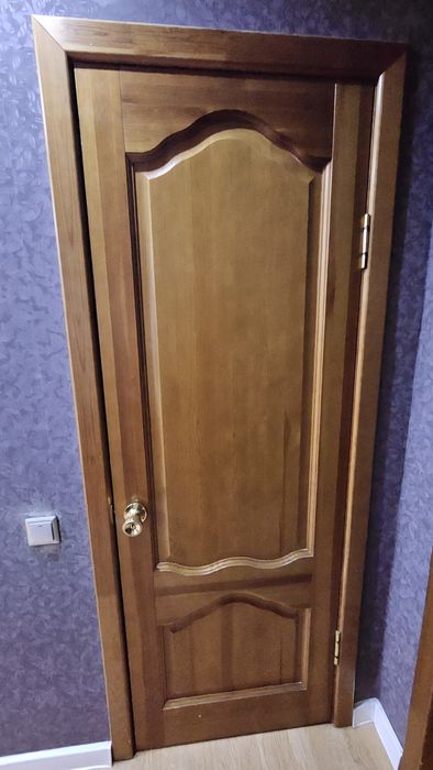 4 сосновых двери.