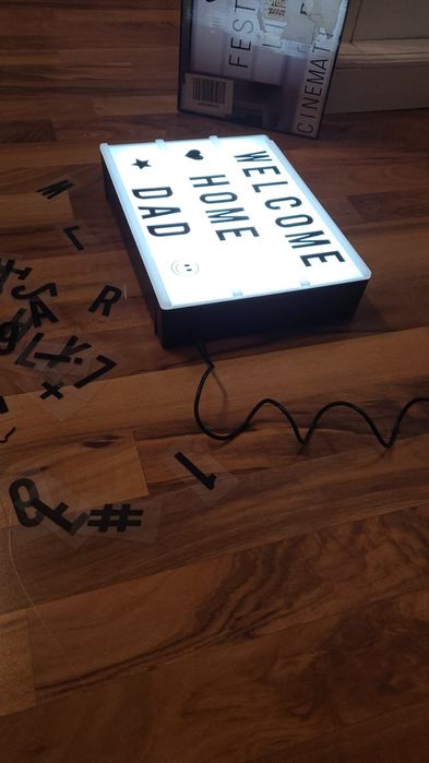 Casetă luminoasă/Panou LED cu iluminare din spate