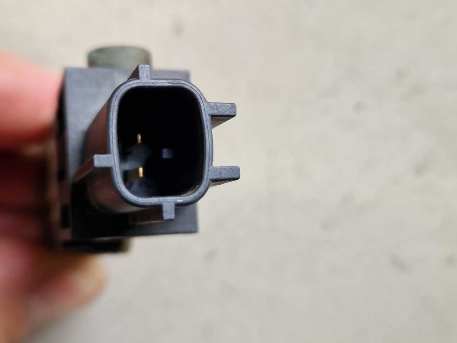 Senzor impact central Audi A4 B7 cod 8E0 959 651 A