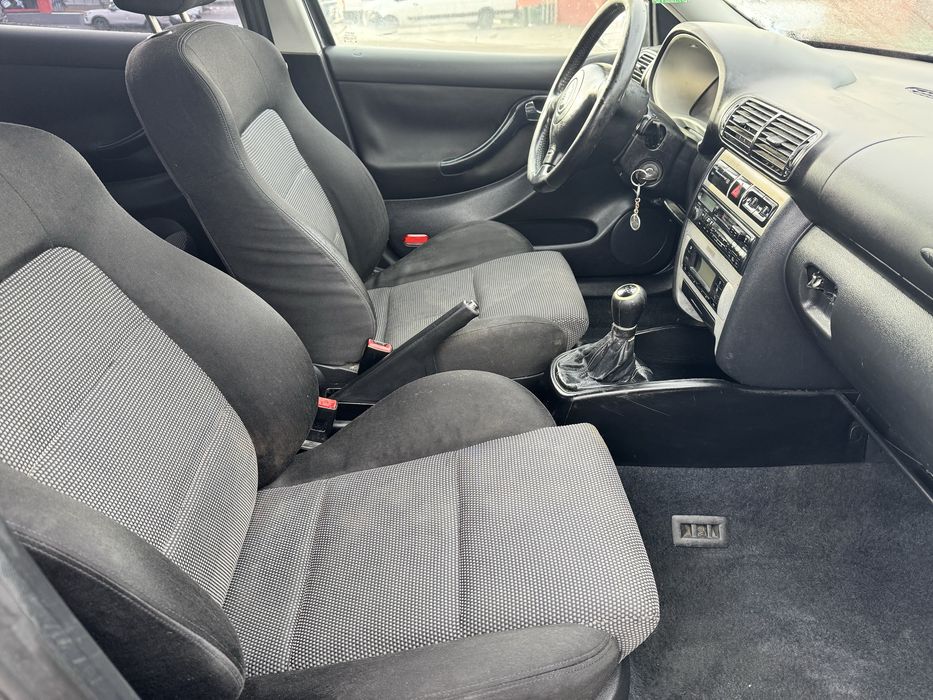 Vand piese seat leon 1.6 16v benzina