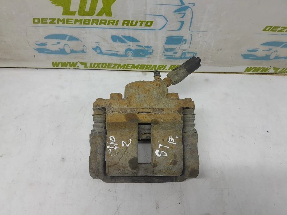 Etrier stanga fata d141334115 Renault Twingo 2 generation (2007 - 2012)