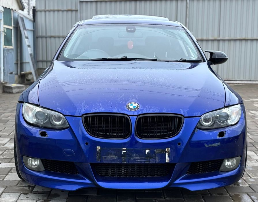 Dezmembrez BMW 335i E92 3.0i bi-turbo Recaro incalzit,Trapa,Logic 7
