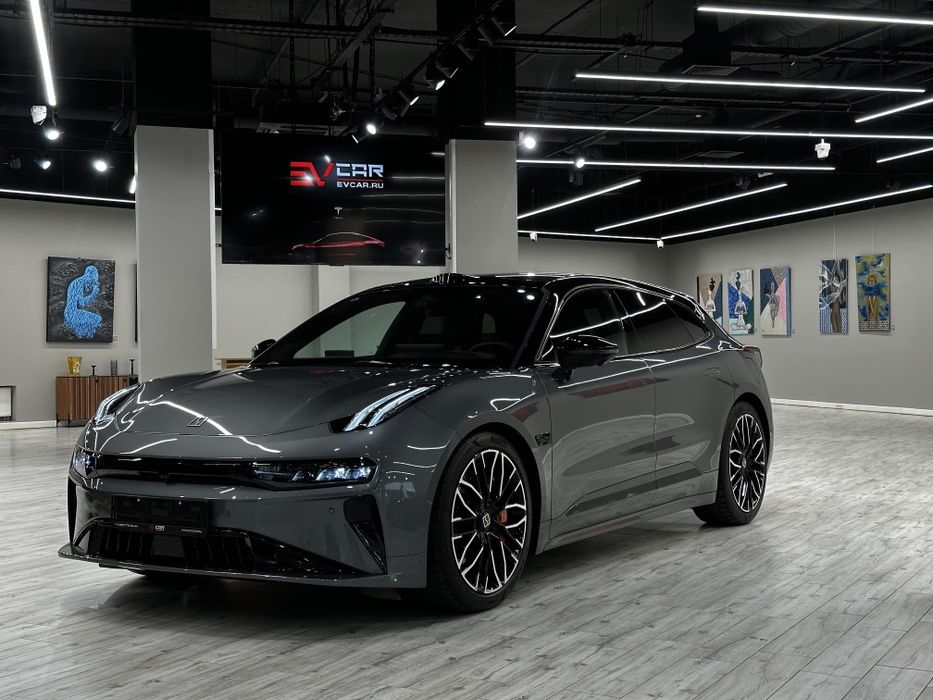 Zeekr 001 машина с характером