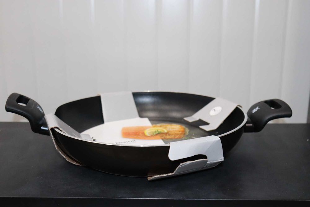 Тиган за паеля и др. WMF Permadur Element, незалепващ,индукционен,28см