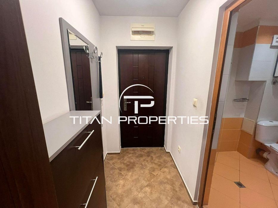 Дава се под наем Тристаен апартамент в Варна, ВИНС - 85 кв.м за 897.6 € - Снимка #13