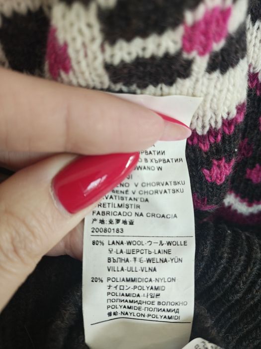 Вълнен къс ( cropped ) пуловер Benetton в S размер
