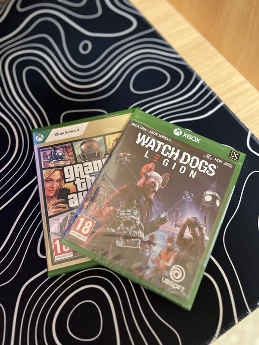 Продавам Игри за Xbox  GTA 5 и също Watch Dogs: Legion