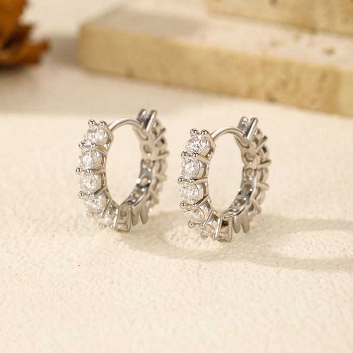 Серьги-конго с муассанитами 2.00 ct