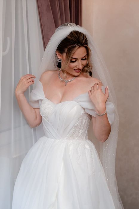 Se vinde rochie de mireasă