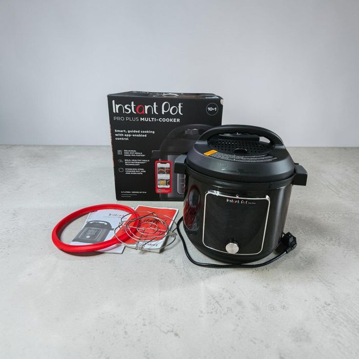 Instant Pot pro plus мултикукър