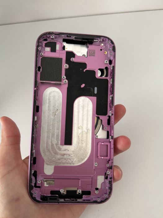Rama si spate iphone 16