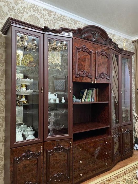 Продаётся стенка