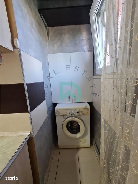 Garsoniera  Astra, bloc apartamente, Brasov
