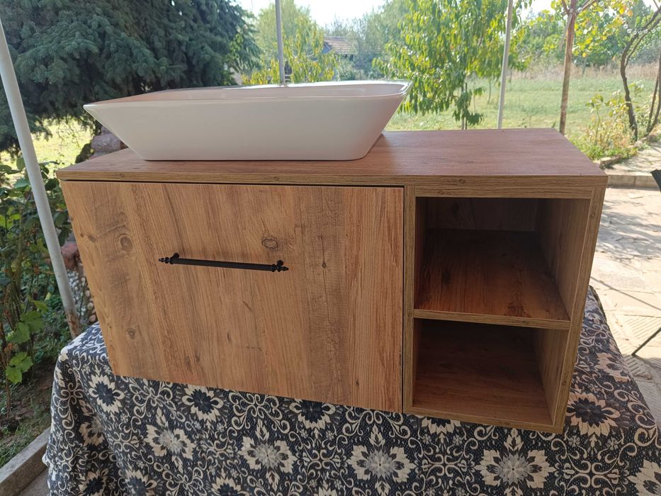 Обзавеждане за баня/ кухня