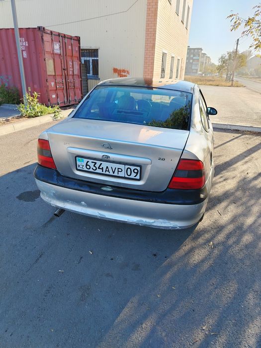 Продам опель вектра б