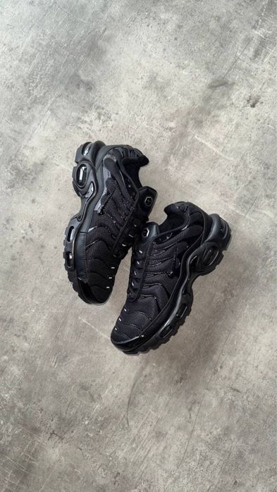 Nike Air Max Plus TN Triple Black